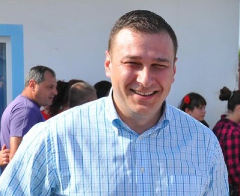 Deputatul Gheorghe depune o serie de iniţiative legislative, pentru a combate ordonanţele lui Ponta